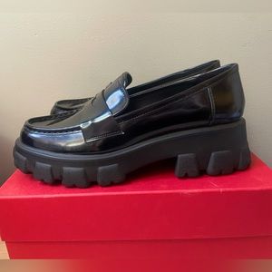 Bar III Paz Lug Sole Loafers, black, 9M